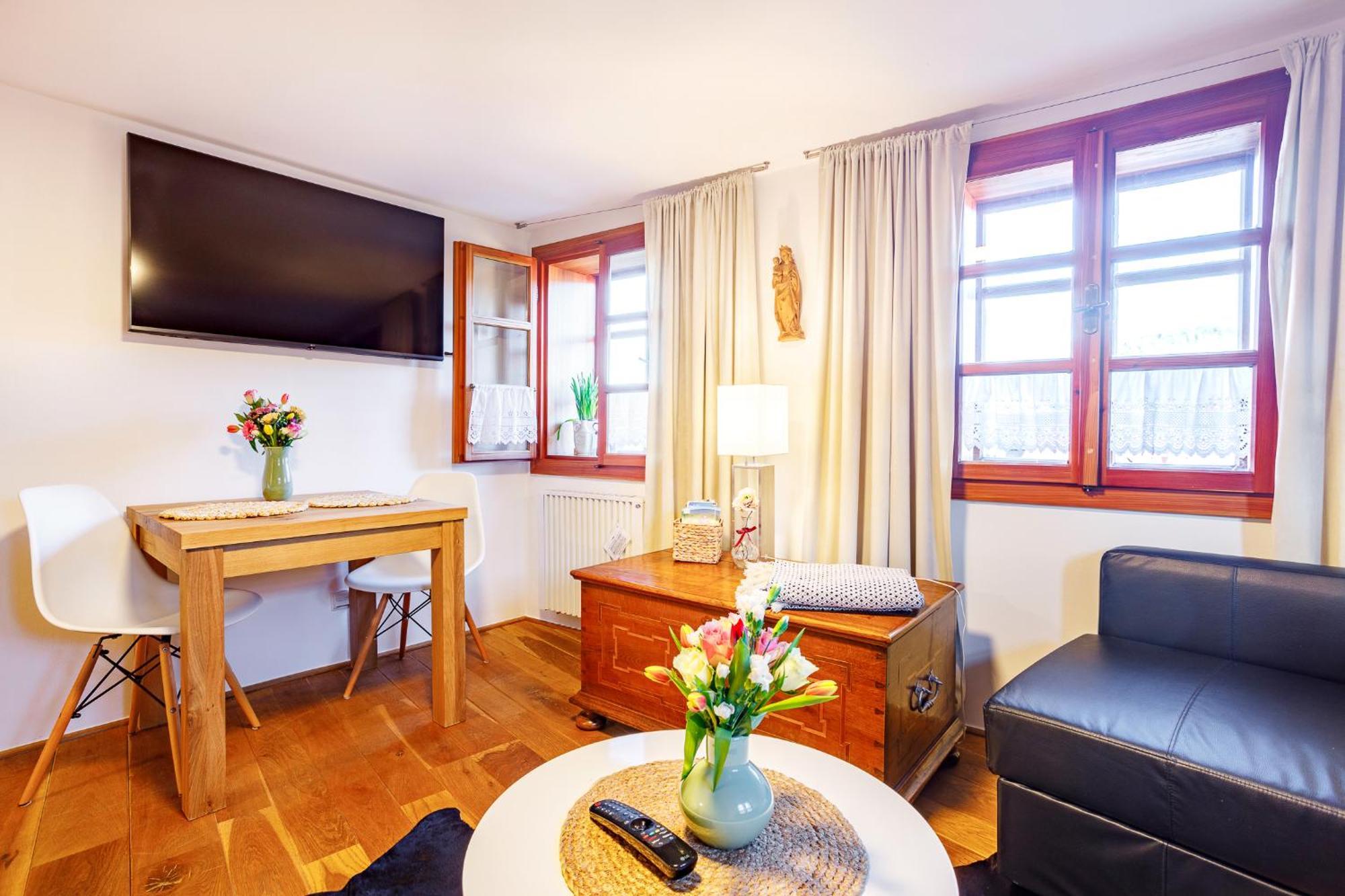 Apartments No.59 Loket Esterno foto