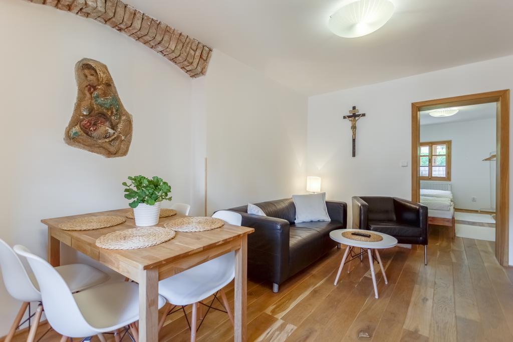 Apartments No.59 Loket Esterno foto