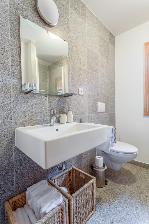 Apartments No.59 Loket Esterno foto